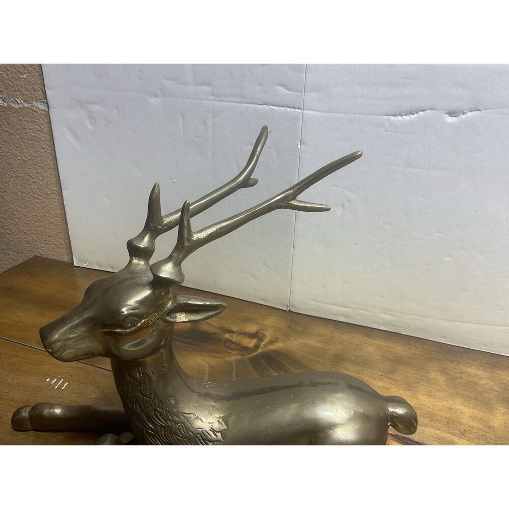 Vintage Solid Brass Stag Deer Sculpture Reclining Large Figurine 12in - Picture 3 of 12